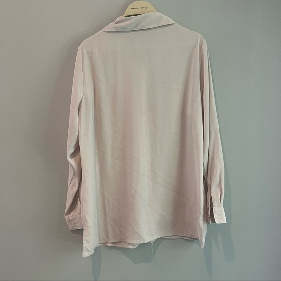 Women’s grey beige textured long sleeve button up blouse size medium notations - Picture 7 of 7